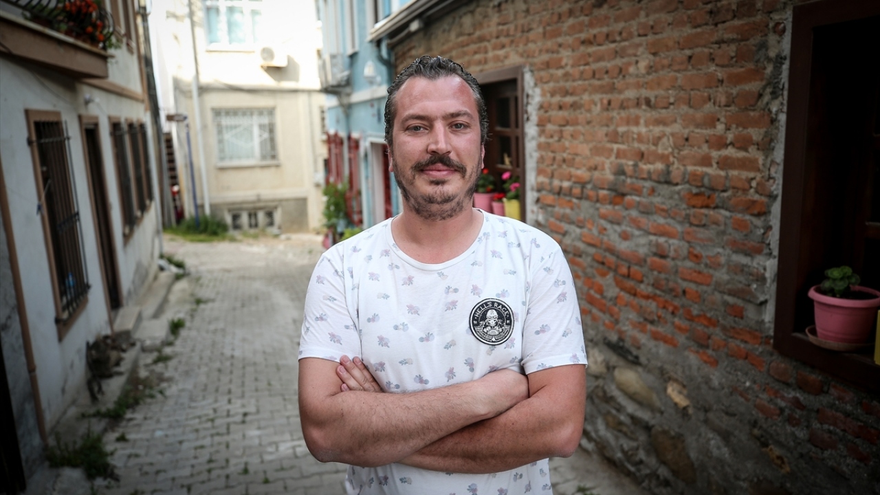 Mahalle esnafından Sercan Sert de Tirilye`nin eski bir Rum yerleşimi olduğunu dile getirdi.