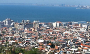 İzmir'deki cami hoparlöründen müzik yayınına ilişkin gözaltı