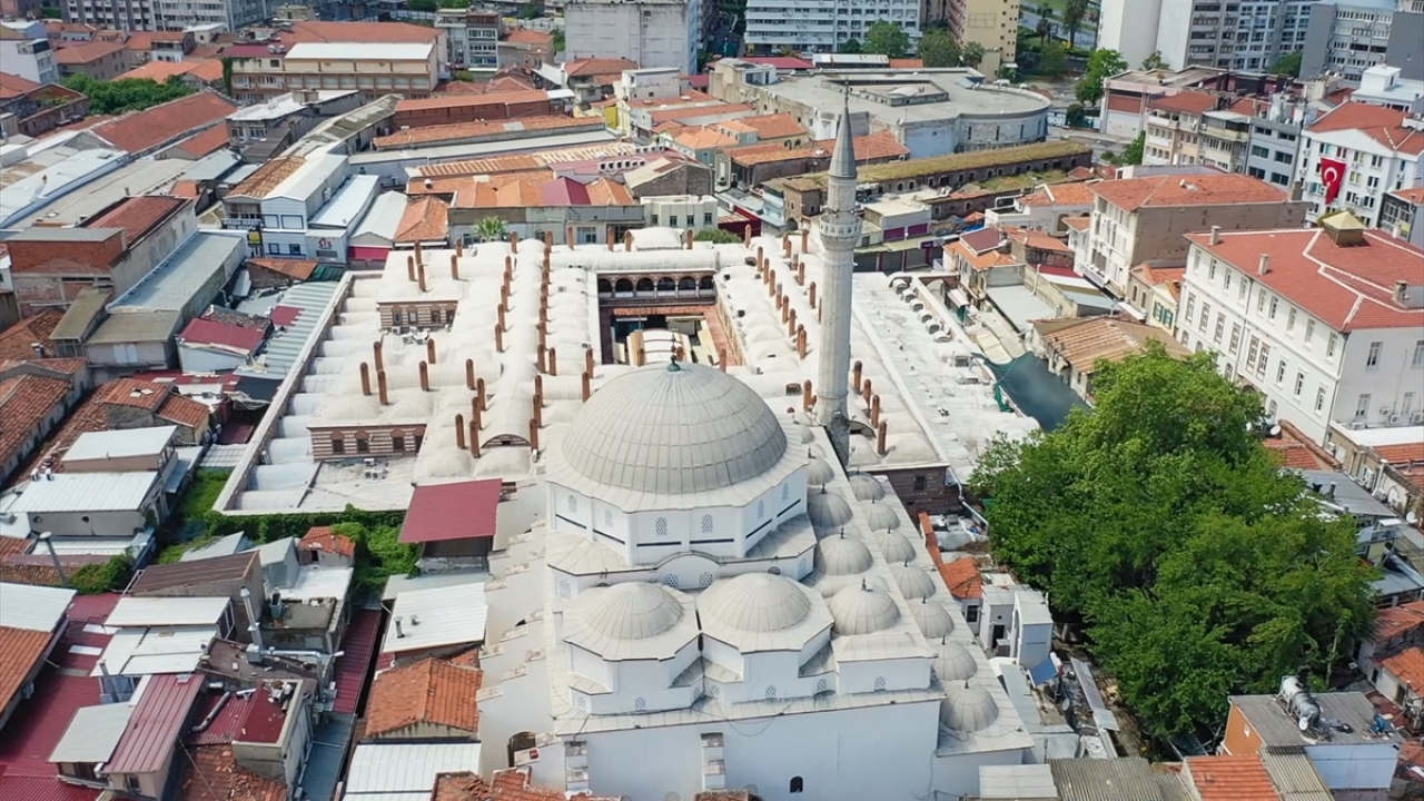 "Gerekli şartları yerine getiren camileri ibadete açmış olacağız"