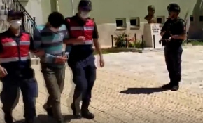 65 yaşındaki kadını 'Savcıyım' diyerek dolandırdılar