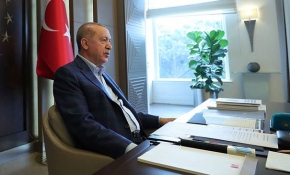 Cumhurbaşkanı Erdoğan şehit ailesiyle telefonda görüştü