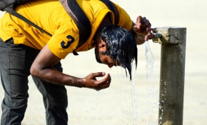 Hindistan'da hava sıcaklığı 47 dereceye çıktı
