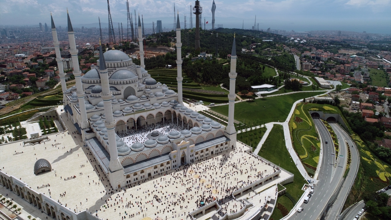 İstanbul-Büyük Çamlıca Camii