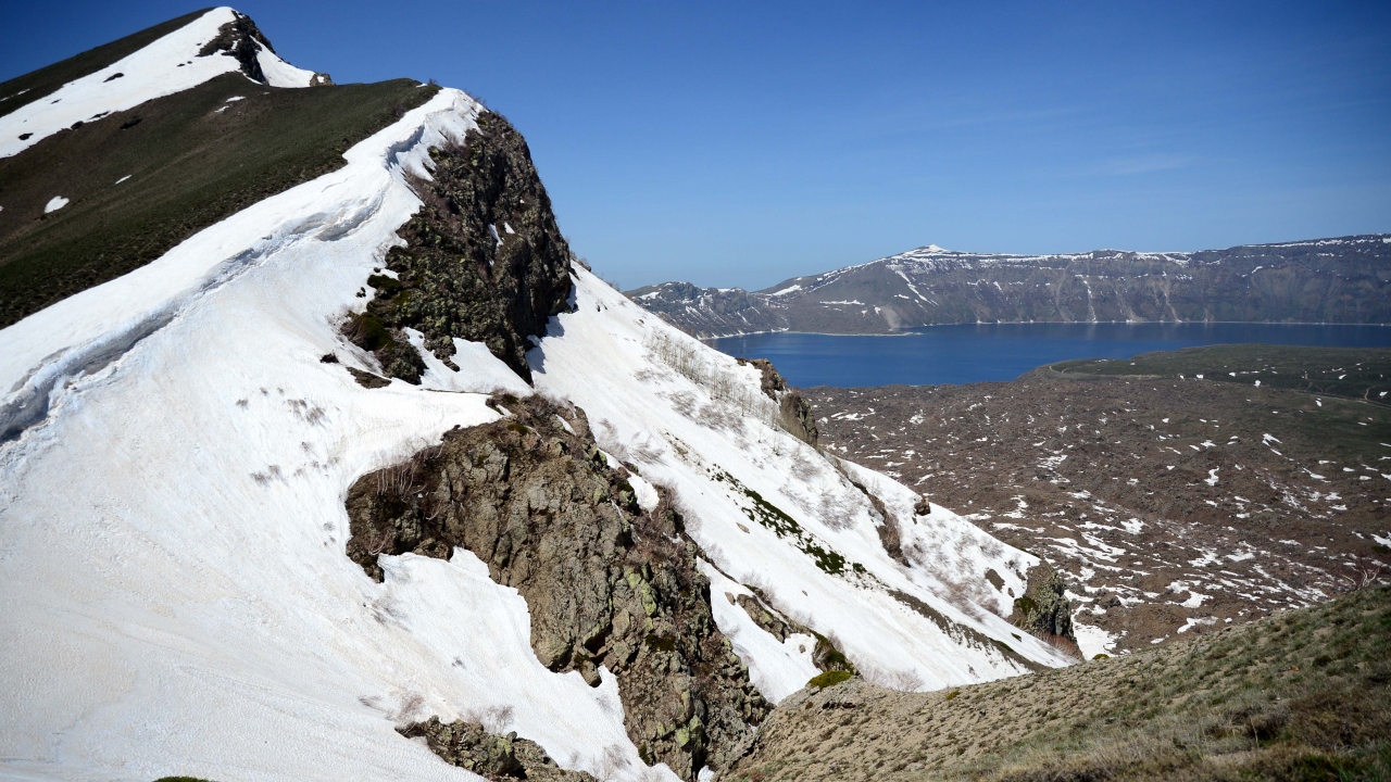 "Nemrut Krater Gölü"