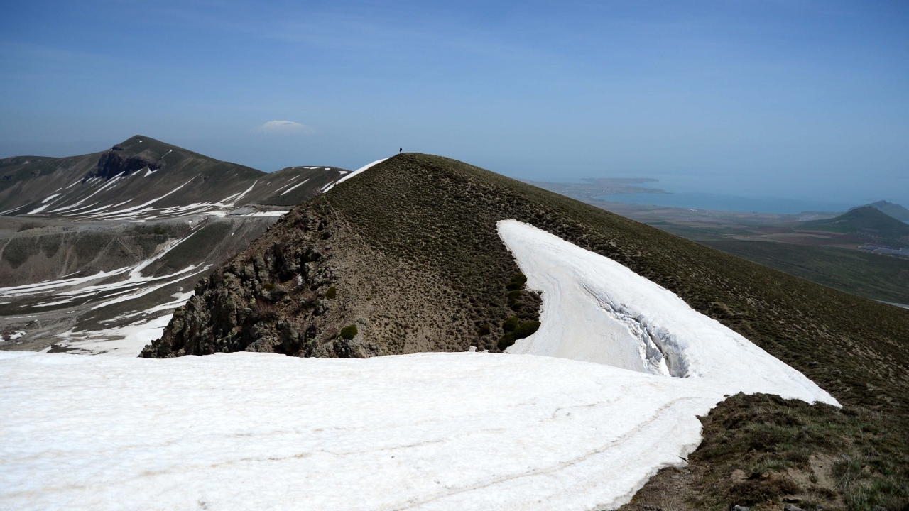 "Nemrut Krater Gölü"
