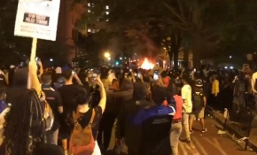 TRT Haber, Beyaz Saray önündeki gerginliği görüntüledi