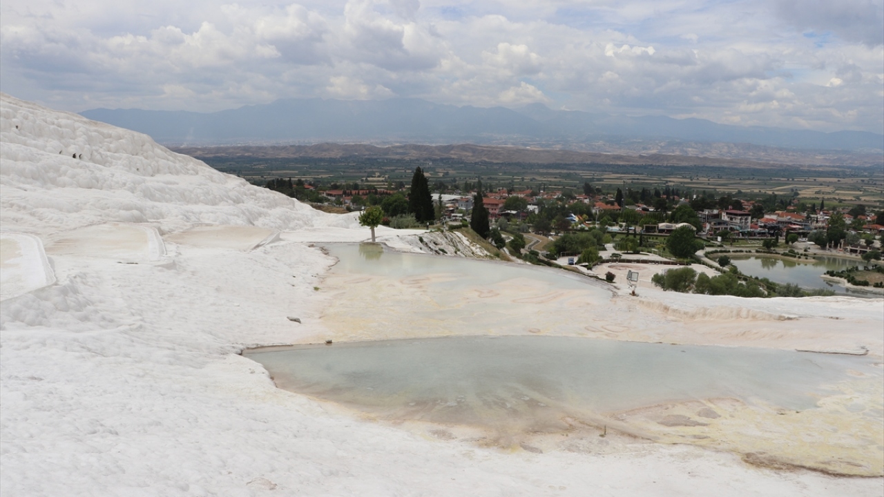 İl Kültür ve Turizm Müdür Vekili Turhan Veli Akyol, yaptığı açıklamada, "beyaz cennet"in kapıları yeniden açıldığı için mutlu olduklarını söyledi. 
