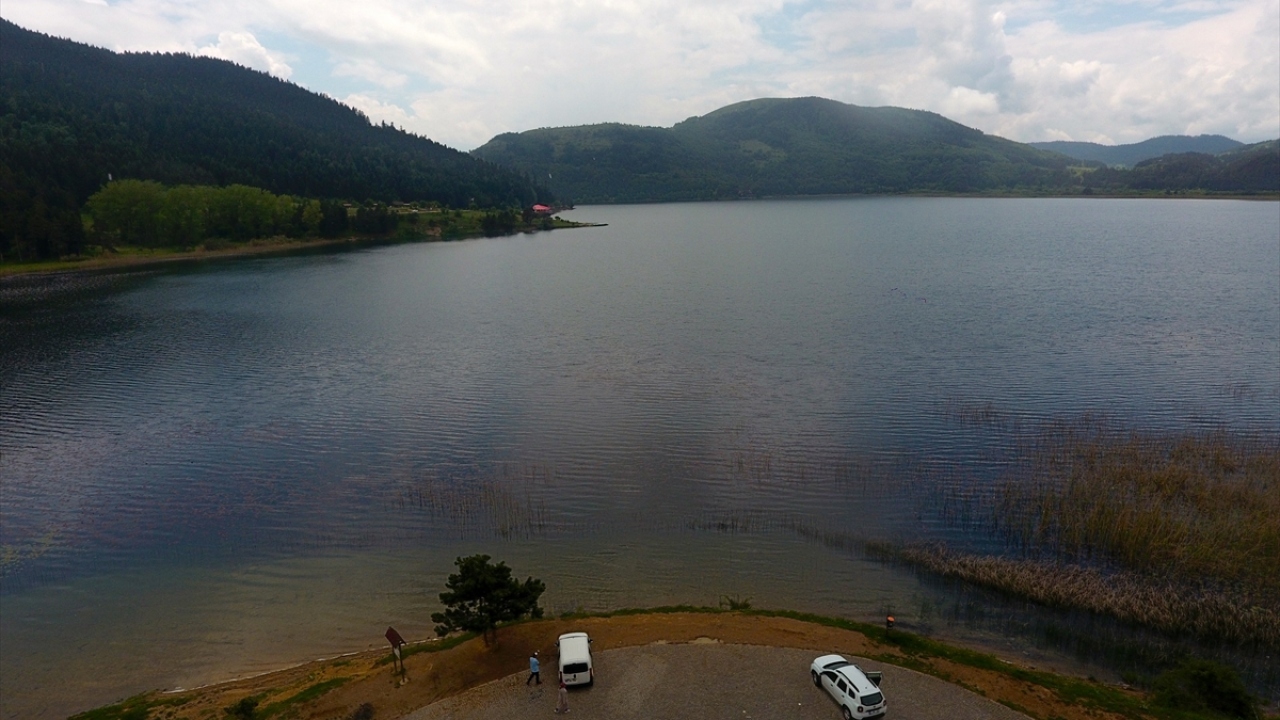 Bolulu ve dışarıdan gelecek olanların ayrımının yapılacağına işaret eden Ümit, tabiat parkı ve milli parkların bir bölümünün Bolulu vatandaşlara ayrılacağını aktardı.