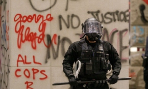 ABD'li polisler basını hedef aldı, TRT World muhabirleri yaralandı