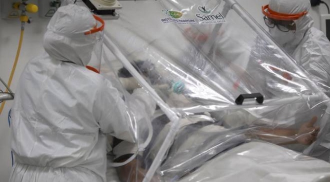 Çin'de 4 aydır COVID-19 tedavisi gören doktor hayatını kaybetti