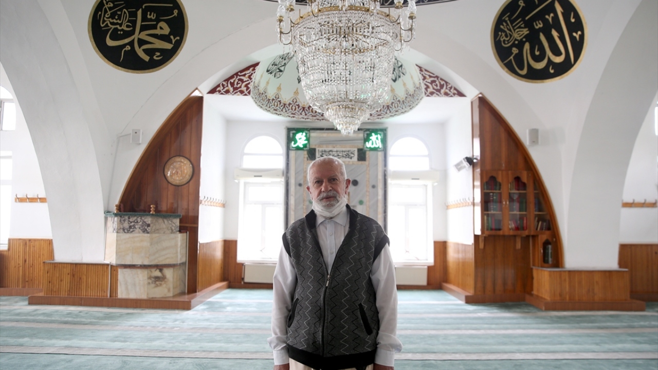 Şanlıurfa`da doğup büyüyen ve Zincidere Polis Okulundan mezun olan İmeç, uzun yıllar önce Kayseri`ye yerleşti.