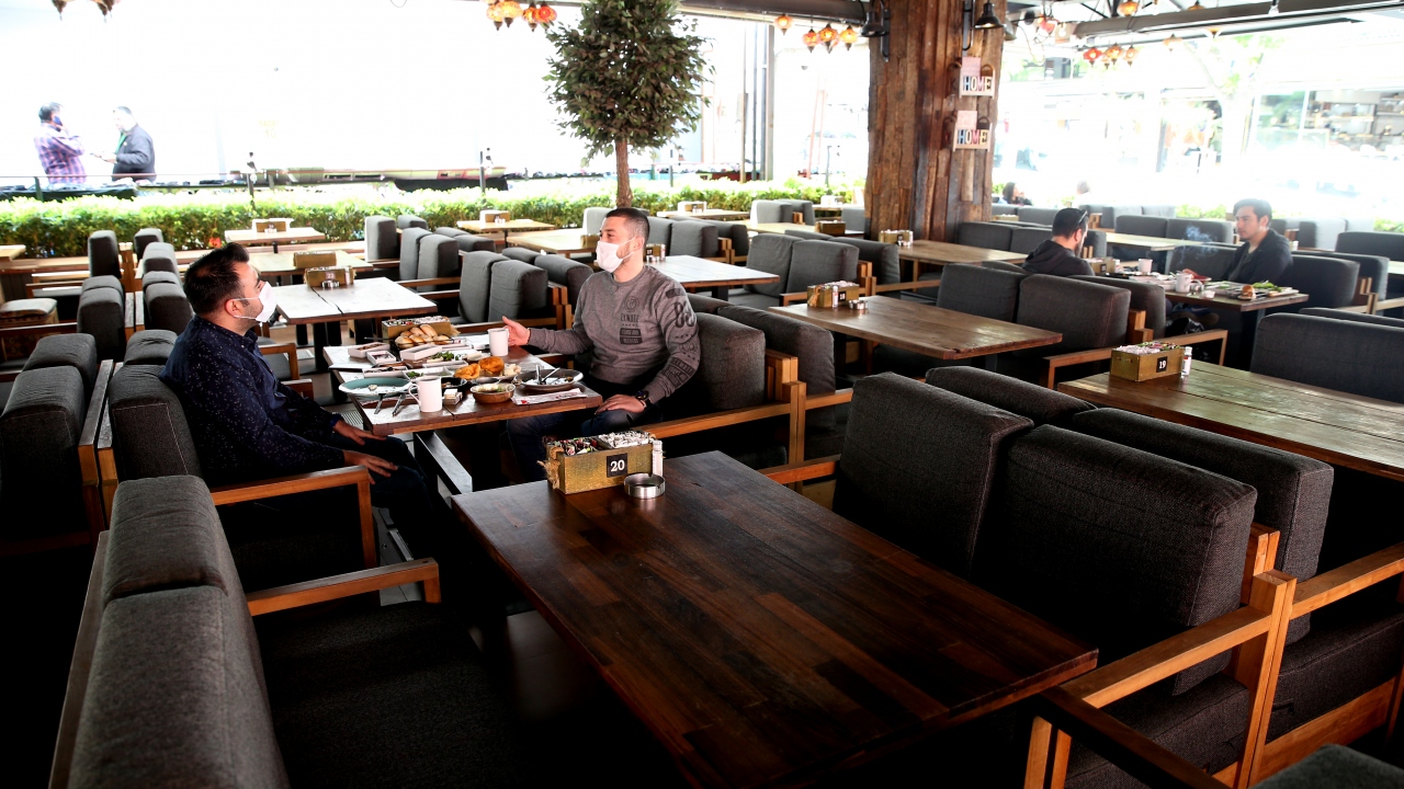 Restoranlarda ve kafelerde normalleşme