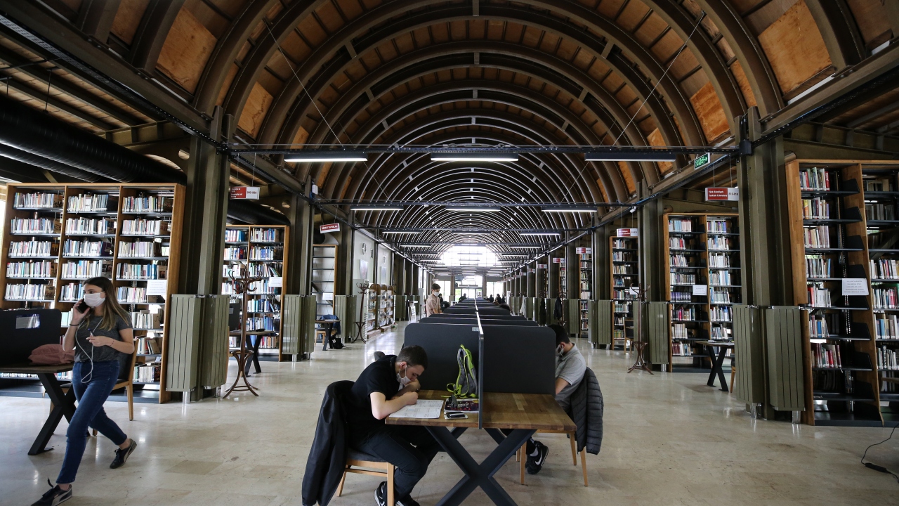 Kütüphanelerde normalleşme