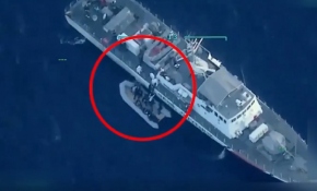 Ölüme terk edilen mültecileri Türk Deniz Kuvvetleri kurtardı