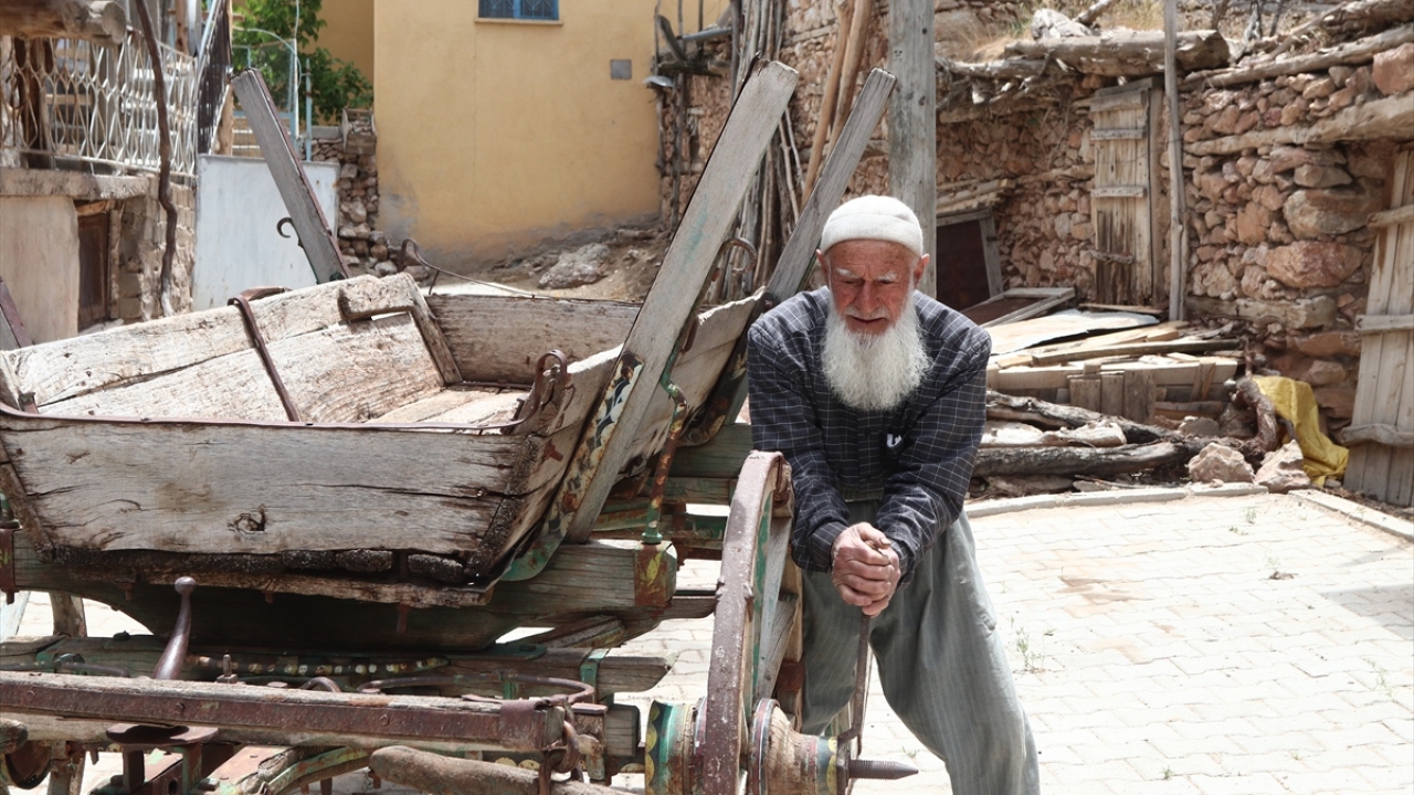 "İhtiyaç duyulduğunda çağırıyorlar, işlerini yapıyorum"