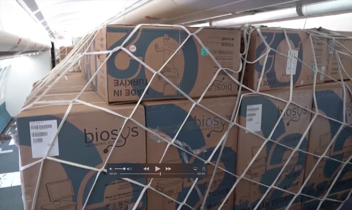 Nüfusu 210 milyonu aşan Brezilya, dünyada ABD`nin ardından en çok Covid-19 vakasının görüldüğü ülke olarak öne çıkıyor.