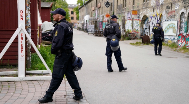 Danimarka'da 50 kişinin bir araya gelmesine izin verildi
