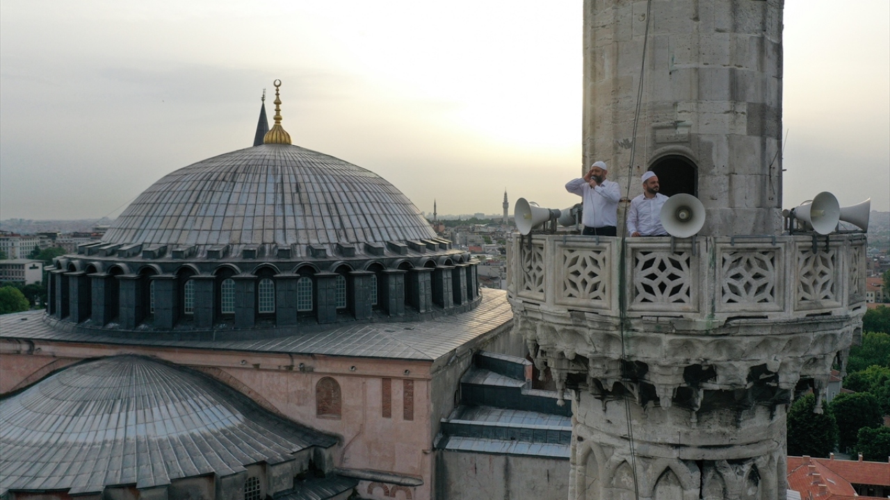 "4 yılda 7 kişi ezandan etkilenerek Müslüman oldu"