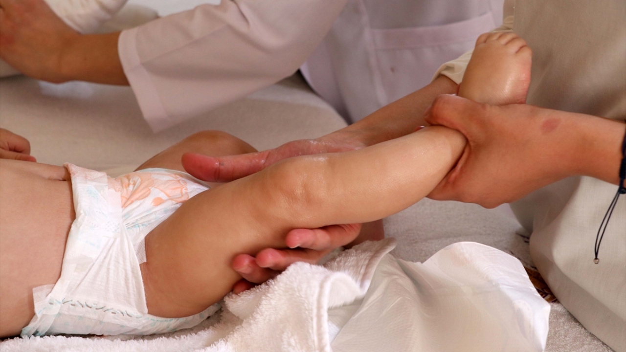 İşletme sahibi Emine Alkan Gümüş, yaptığı açıklamada, Bolu`da hem bir eksiği kapatmak hem de kendi çocuğuna da faydalı olacağını düşünerek merkezi açtığını söyledi.