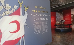 Türk Kızılay "İki Hilal, Tek İstikbal" sergisi açıldı