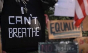 Beyaz Saray önündeki dev bariyerden dünyaya ırkçılık mesajları