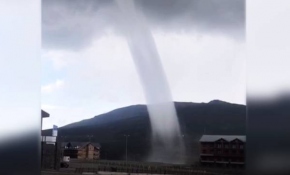 Erciyes'teki hortum ilginç görüntü oluşturdu