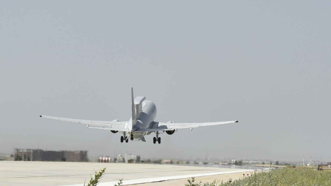 Türkiye`deki harekat merkezlerinden komuta edilen ve başarıyla tamamlanan eğitim ile uzak mesafe harekat görevlerinin kesintisiz icra edilmesinin denemesi de yapıldı.