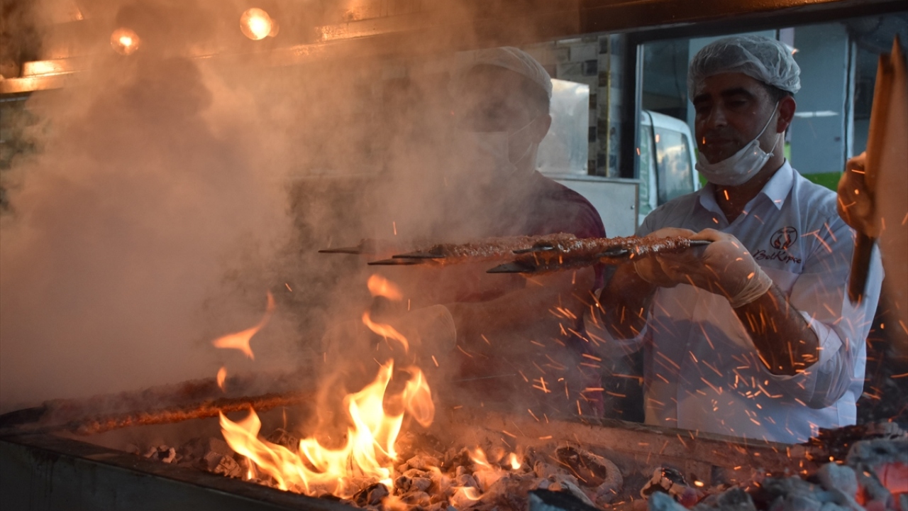 Kebapçılar yeni süreçten umutlu