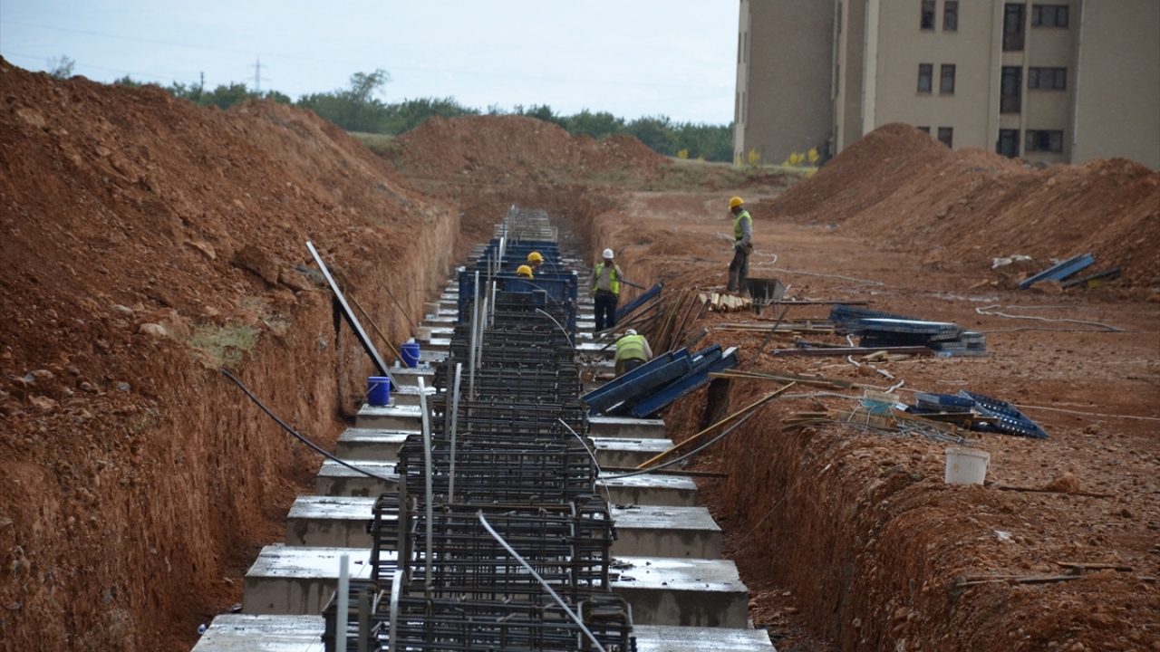Türk Kızılay Genel Merkez Denetleme Kurulu Üyesi Umut Yalçın, kentte atıl durumda bulunan eski fabrikayı, kuracakları Barınma Sistemleri Fabrikası ile ekonomiye kazandıracaklarını söyledi.