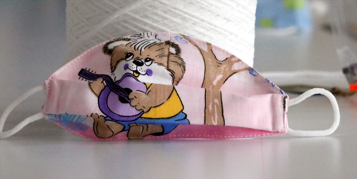 "En çok zebra figürlü maske ilgi görüyor"