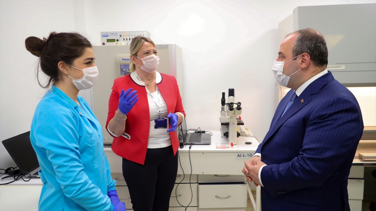 Türk bilim insanları GRFT (griffithsin) adlı bir molekülün Covid-19’un enfeksiyon etkisini durdurucu veya azaltıcı yönünü araştırıyor.