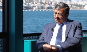 TRT Akademi "Çevrimiçi"nin bu haftaki konuğu Hayati İnanç