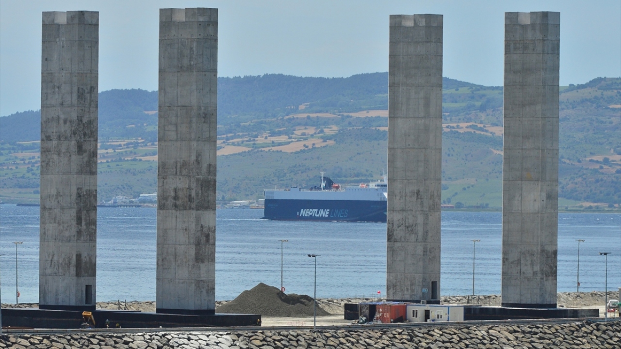 "Simgelerin köprüsü" 18 Mart 2022`de açılacak 