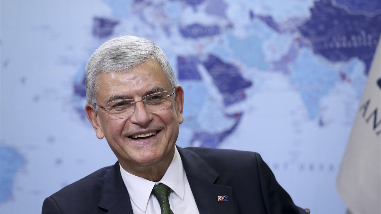 Volkan Bozkır kimdir?