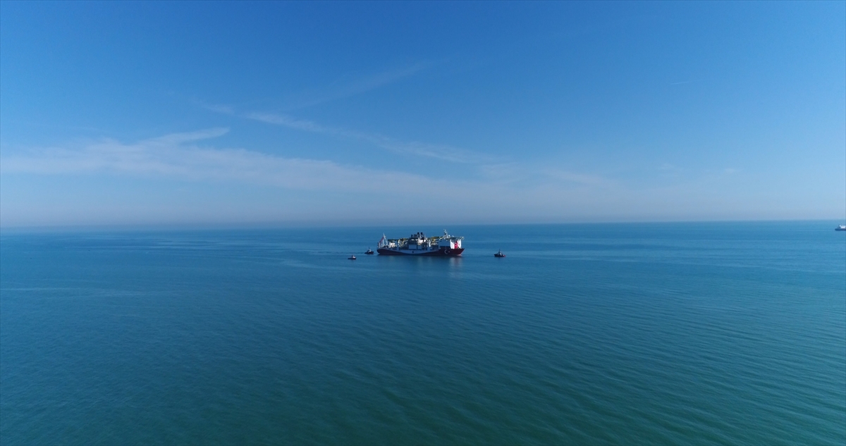 Holdingin operasyon sorumlusu Kemal Aksoy, yaptığı açıklamada, Fatih Sondaj Gemisi`nin Türkiye için çok önemli olduğunu söyledi.