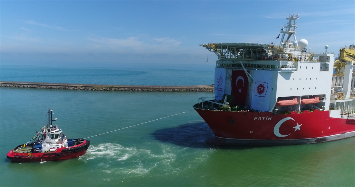 Aksoy, operasyon süresince kendilerine her türlü desteği veren Trabzon Liman İşletmeciliği AŞ Genel Müdürü Muzaffer Ermiş`e de teşekkür etti.