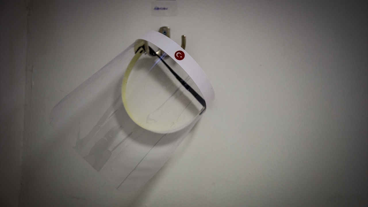 Türkiye`deki vaka sayısı ise 187 bin 685`e ulaştı.