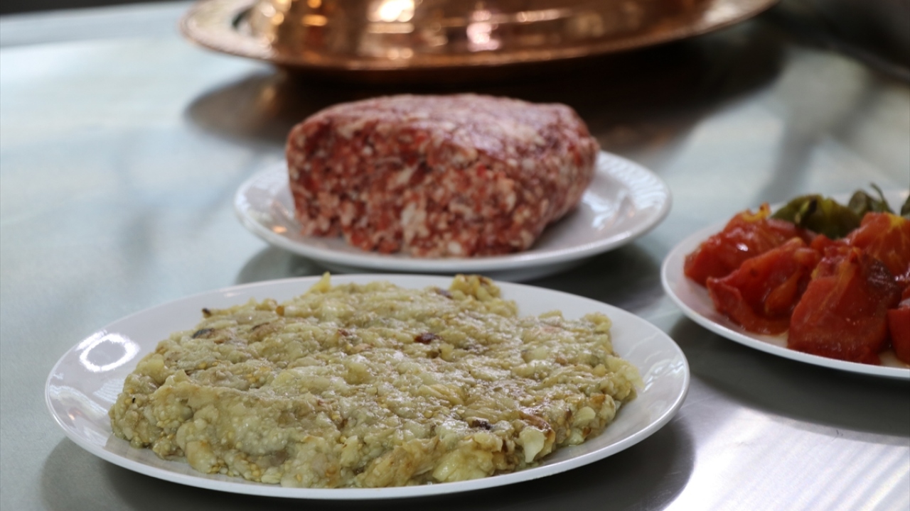 Gaziantep Büyükşehir Belediyesi Engelsiz Yaşam Merkezi ekipleri tarafından işitme engellilere yönelik yeni bir çalışma başlatıldı. 