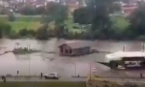 Sırbistan'da sel nedeniyle 15 kentte OHAL ilan edildi