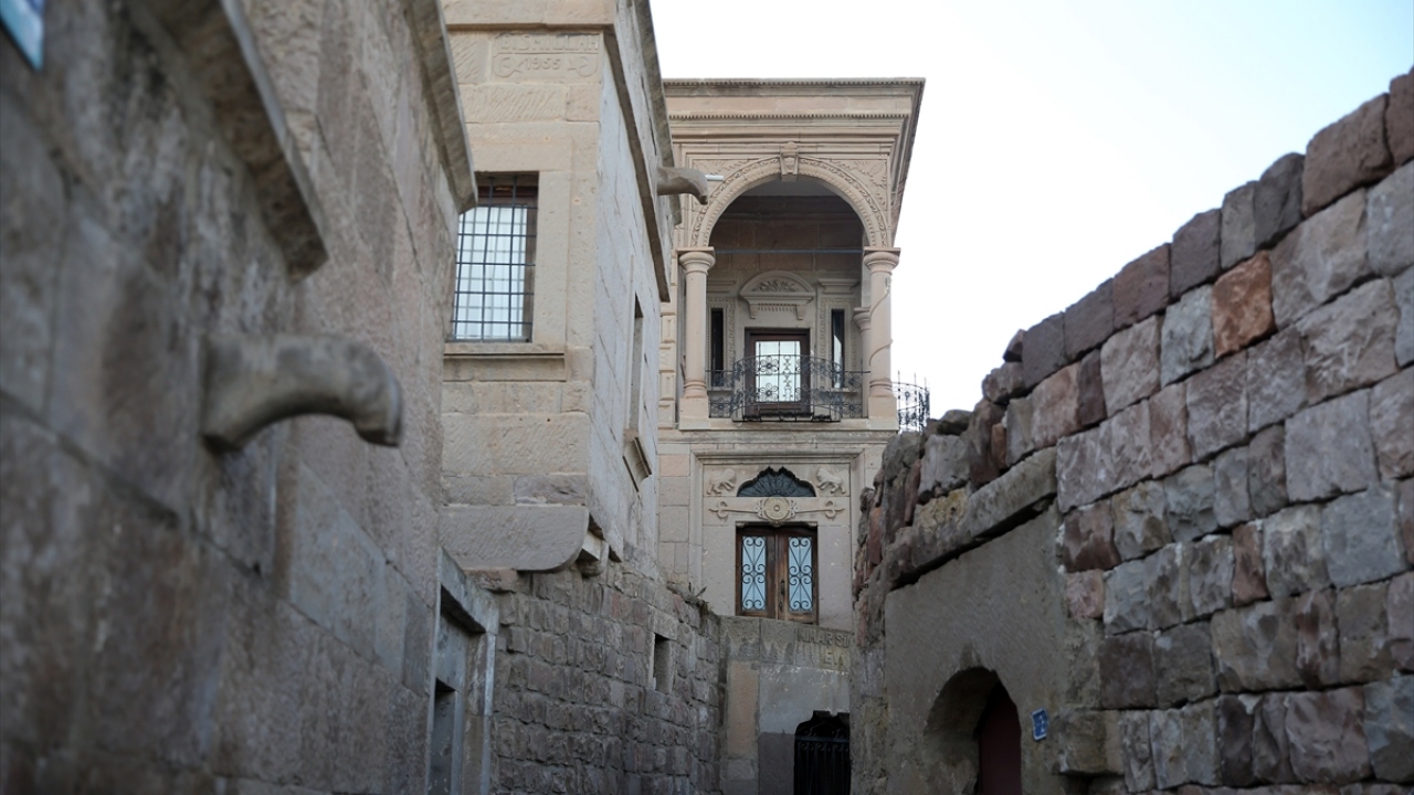 "Restorasyonu biten eserlerin çok fazla talibi var"