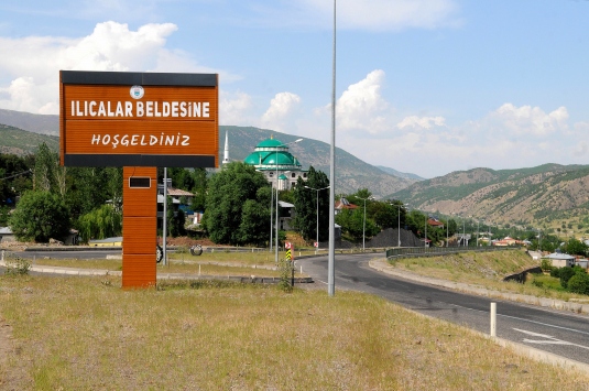 Normalleşmeyle kapılarını açan kaplıcalarda stres atıyorlar