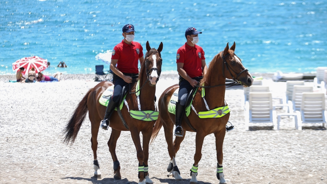 Kaykaç, 5 yıldır aynı atla görev yaptığını ve aralarında büyük bir sevgi bağı oluştuğunu ifade etti.  