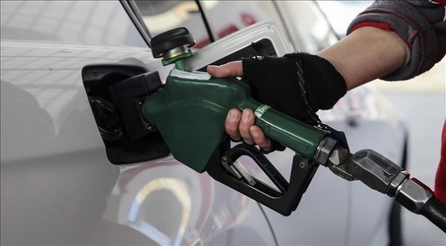 Benzine indirim... Benzin ne kadar? 25 Haziran güncel benzin fiyatları...
