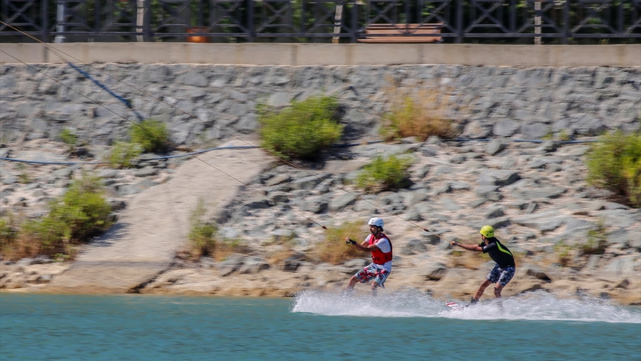 Su kayağı ve kano meraklılarını bireysel olarak ağırlamaya başlayan tesis, bu yıl yapılması planlanan organizasyonlarla adından söz ettirecek.