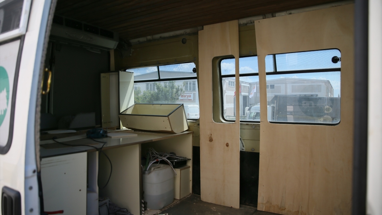 Urundaş, yoğunluk nedeniyle araçların teslimat süresinin uzadığına dikkati çekerek, şöyle devam etti: