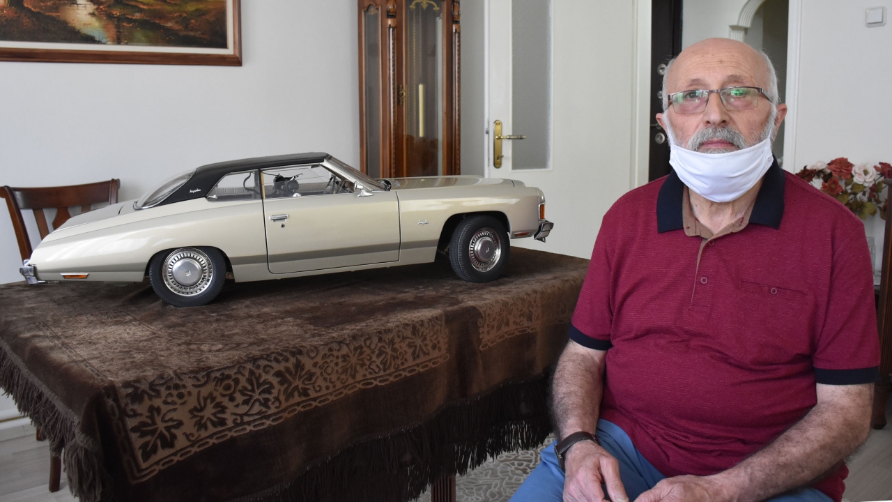 Güdük Minare Mahallesinde yaşayan oturan, 3 çocuk babası emekli mobilya ustası Bahattin Okurgan, klasik otomobil tutkusunu bambaşka bir sanata dönüştürdü. 