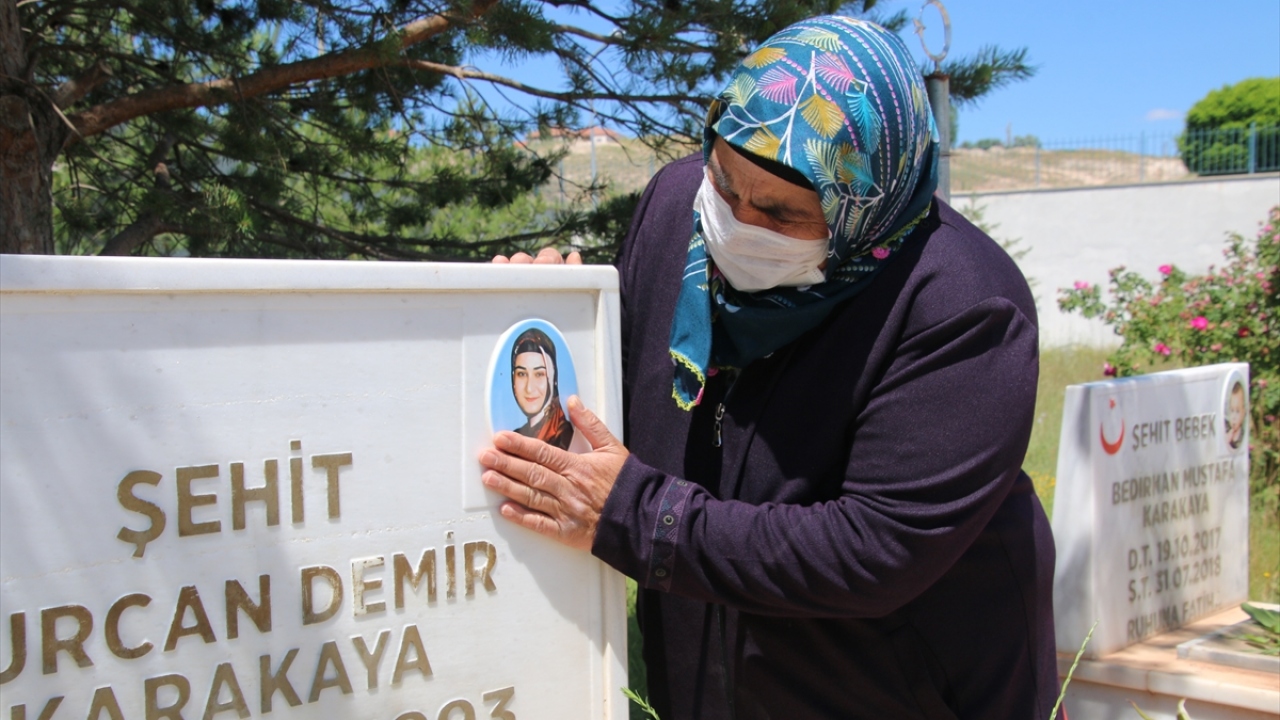 Acısının asla unutulmayacağını dile getiren Demir, böyle zamanlarda sevinç yaşadığını ifade etti. 