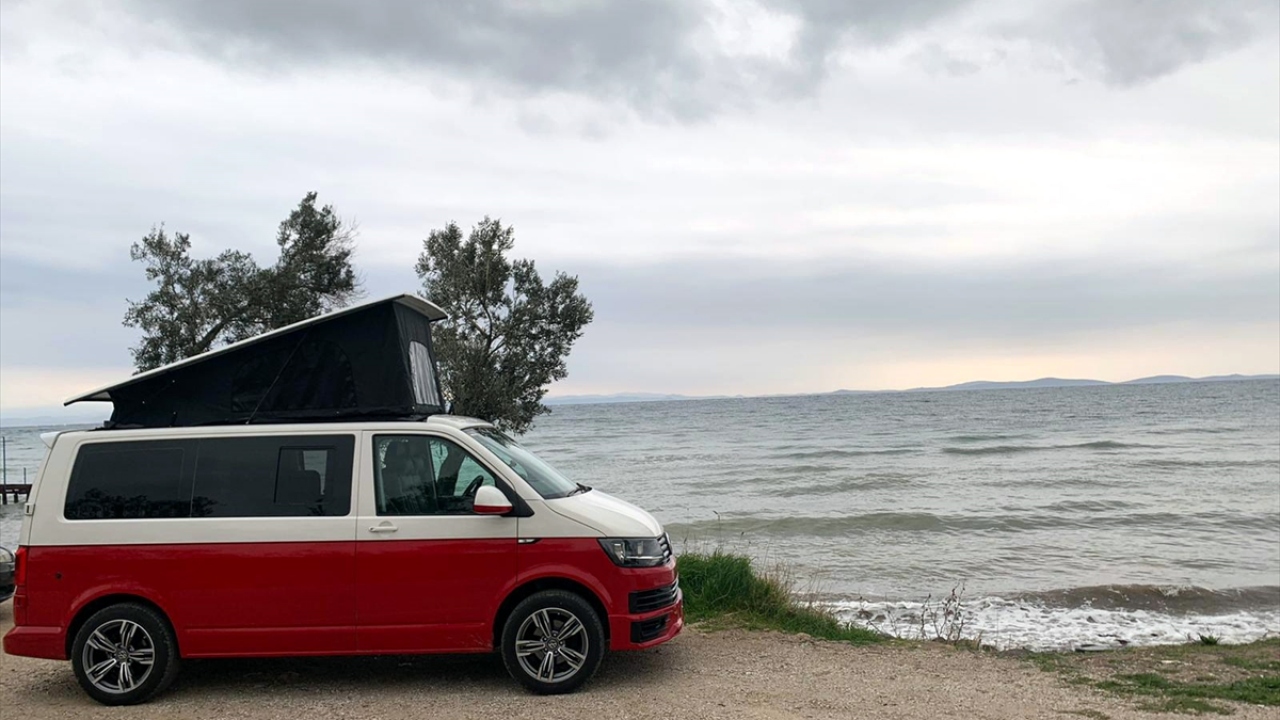 Viya Karavan Genel Müdürü Hüseyin Taşkın, yaptığı açıklamada, 2013`ten bu yana faaliyet gösterdikleri sektörde aldıkları eğitimler ve Ar-Ge çalışmalarıyla en iyi karavanları üretmeyi hedeflediklerini söyledi.