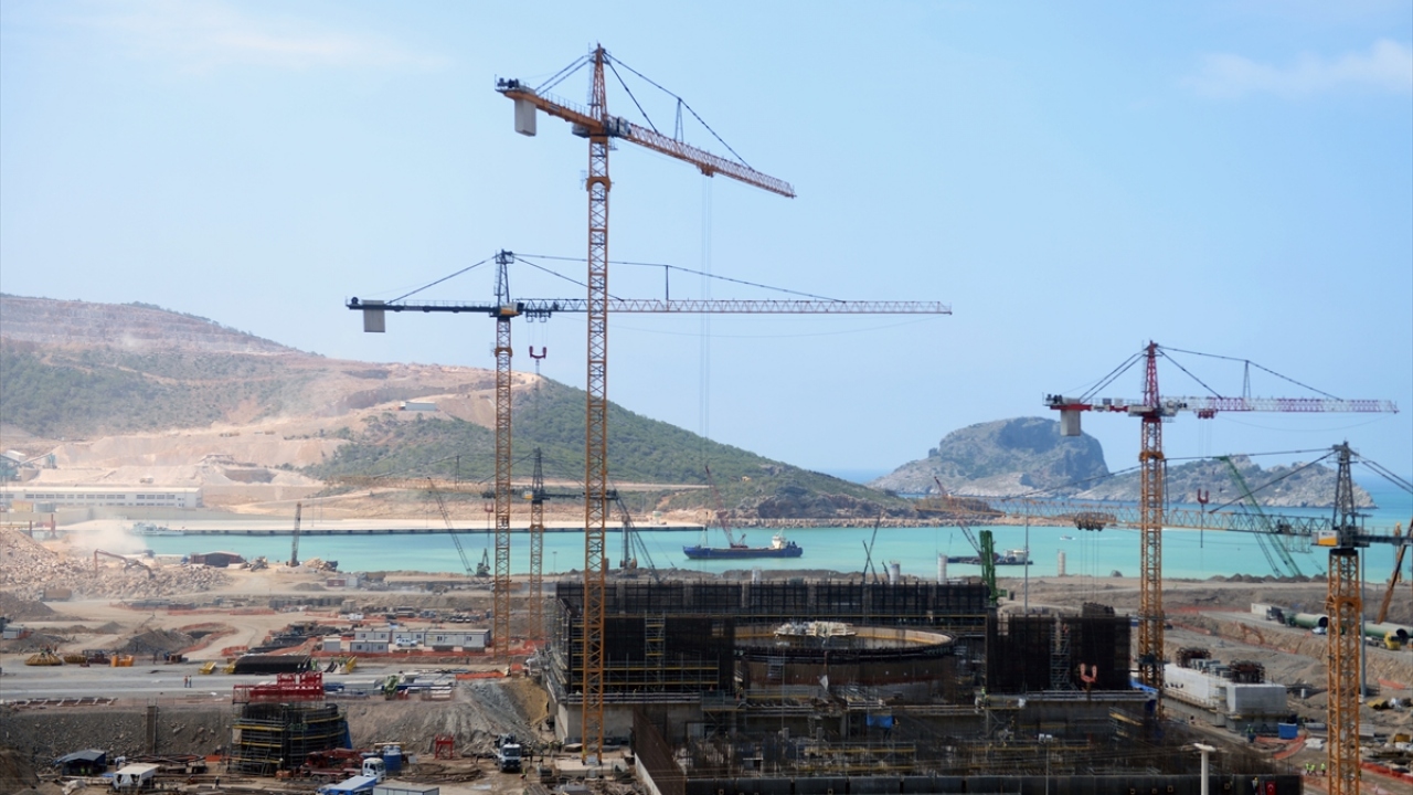 "İnşaatına başlanmayan yapı ve tesis kalmadı"