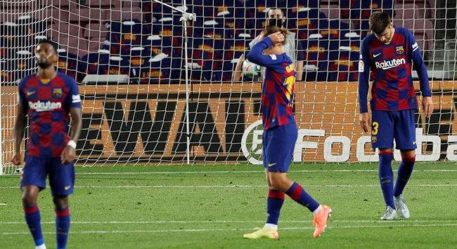 Barcelona yine yara aldı